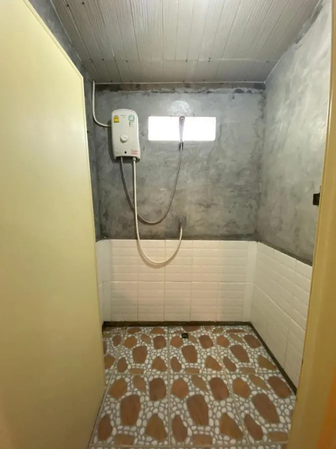 Ozone House Hostel Koh Lanta